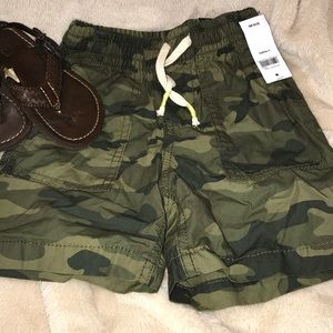 GAP denim fatigue shorts